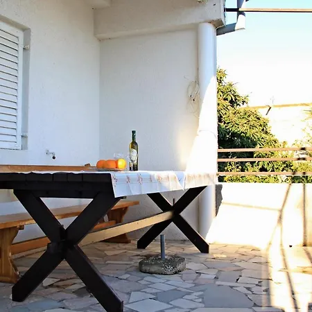 Apartment By The Sea Businci, Ciovo - 6012 Trogir